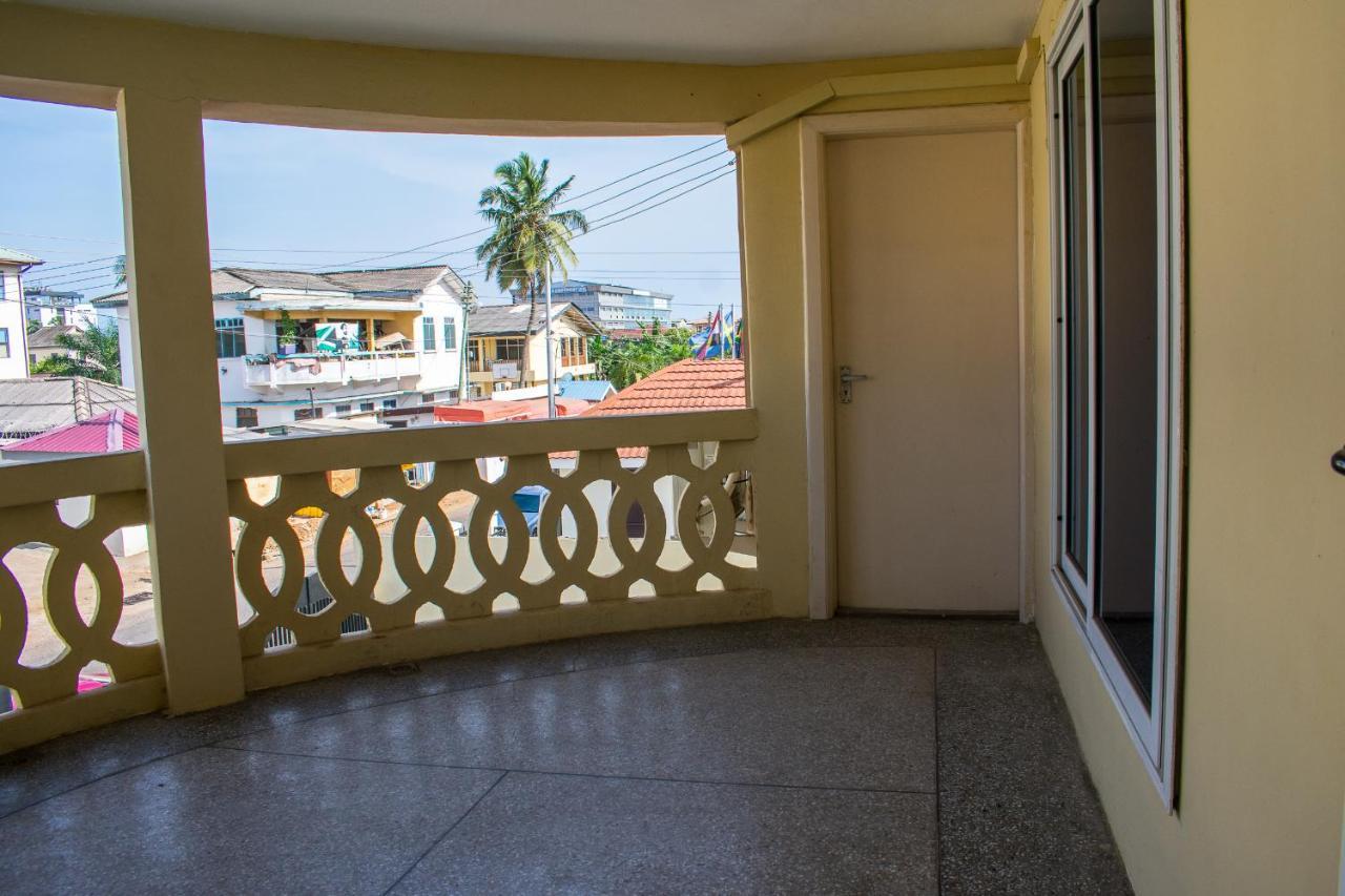 Brannic Lodge Akra Dış mekan fotoğraf